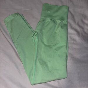 NVGTN Vibrant Green Leggings